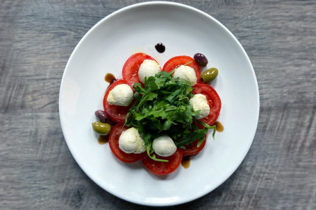 Mozzarella Tomato Salad (V)