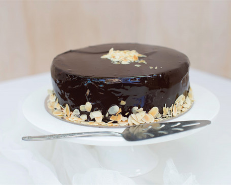 Chocolate Salted Caramel Cake