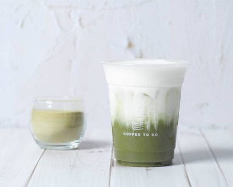 Mǒ Chá Ōu Lěi Mleczna Matcha