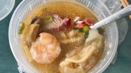 18. War Wonton Soup (House Specialty)