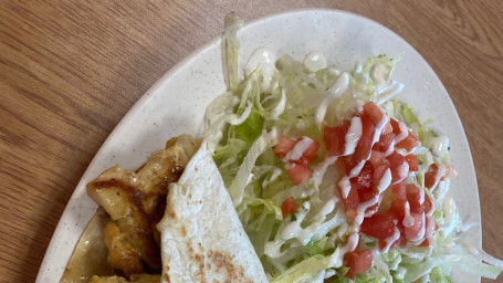 Quesadilla Con Ensalada