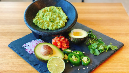 Freshly Made Guacamole (5 Oz)