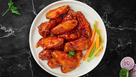 Riri's Piri Medium Hot Wings