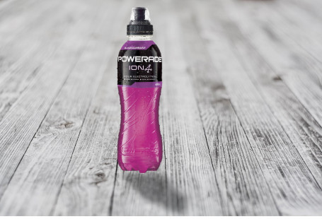 Powerade Czarna Porzeczka 600Ml