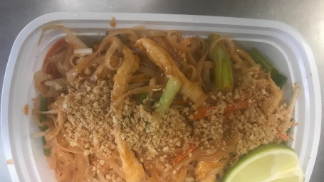 33. Chicken Pad Thai