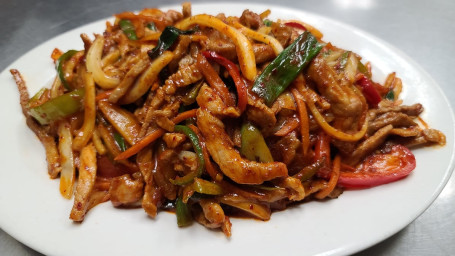 K13. Spicy Garlic Pork Stir Fry (Mae Un Ma Nul Pork)