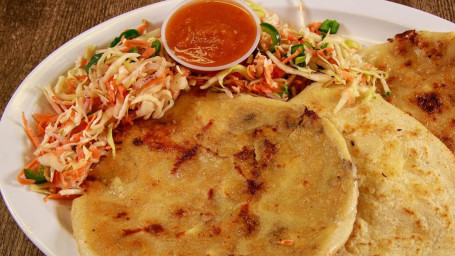 Frijoles/Cheese Pupusa