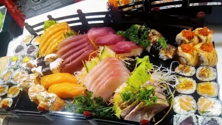 S5. Sashimi Deluxe