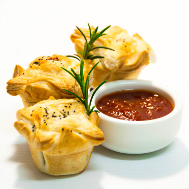 Baby Beef Pie (10 Pieces)