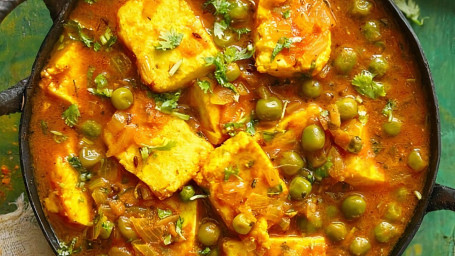 26. Mattar Paneer