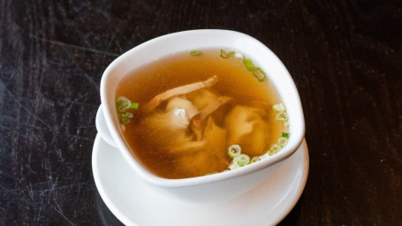 5. Zupa Wonton