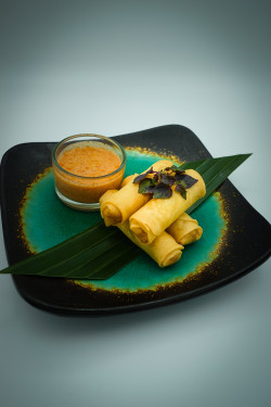 Poh Plah 6Pcs-(Royal Spring Roll)