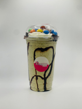 M&M Crispy Shake