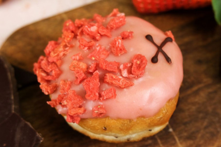 Vegan Chocolate And Strawberry Doughbite*