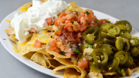 Aladrienne Chicken Nachos