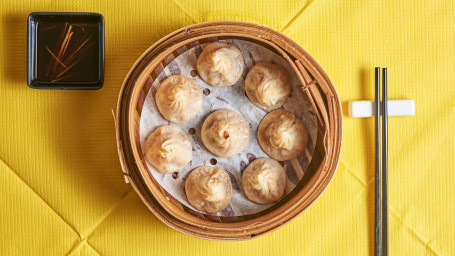 02 Spicy Pork Xiao-Long Bao (8 Pcs) Shǒu Chuàng Má Là Xiǎo Lóng Bāo 8Zhǐ