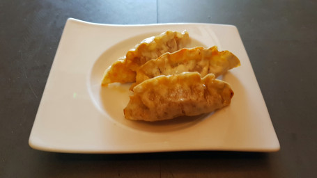 Fried Extra Large Kimchi And Pork Dumplings (3 Pieces)