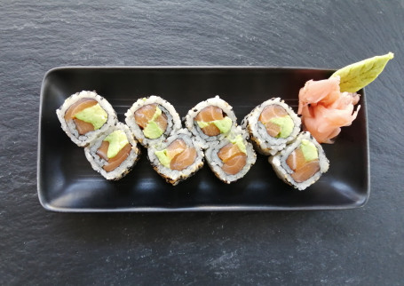 Salmon Avocado Maki (8)