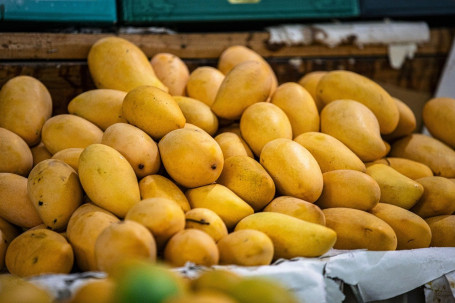 Mango Truskawka