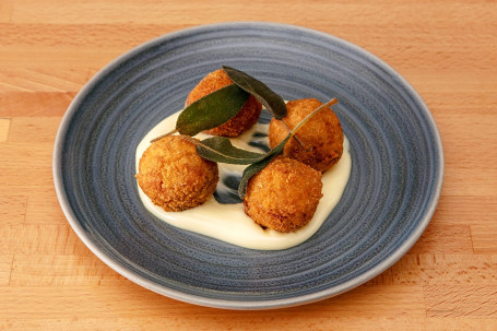 Grzyb Mascarpone Arancini (V)