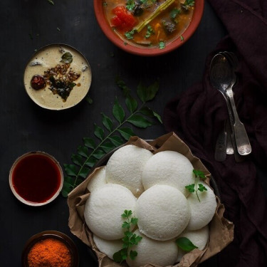 Idli (2 Szt.)