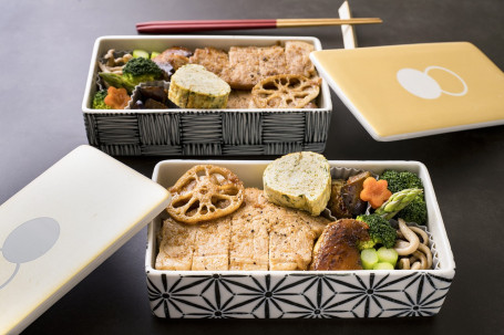 Pudełko Bento Z Wołowiną Teriyaki