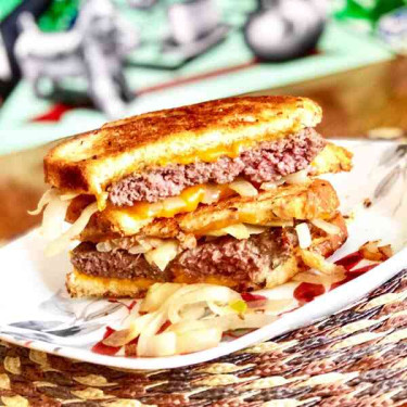 Klasyczny Patty Melt