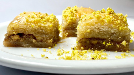 30. Baklava