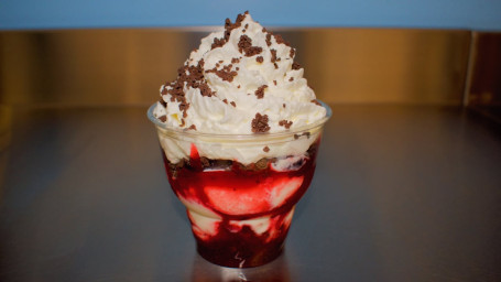 Black Cherry Crunch Sundae