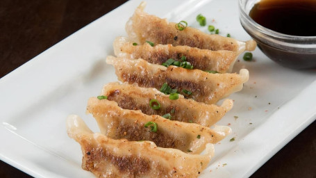 Smażone Pierogi Z Wieprzowym Gyoza